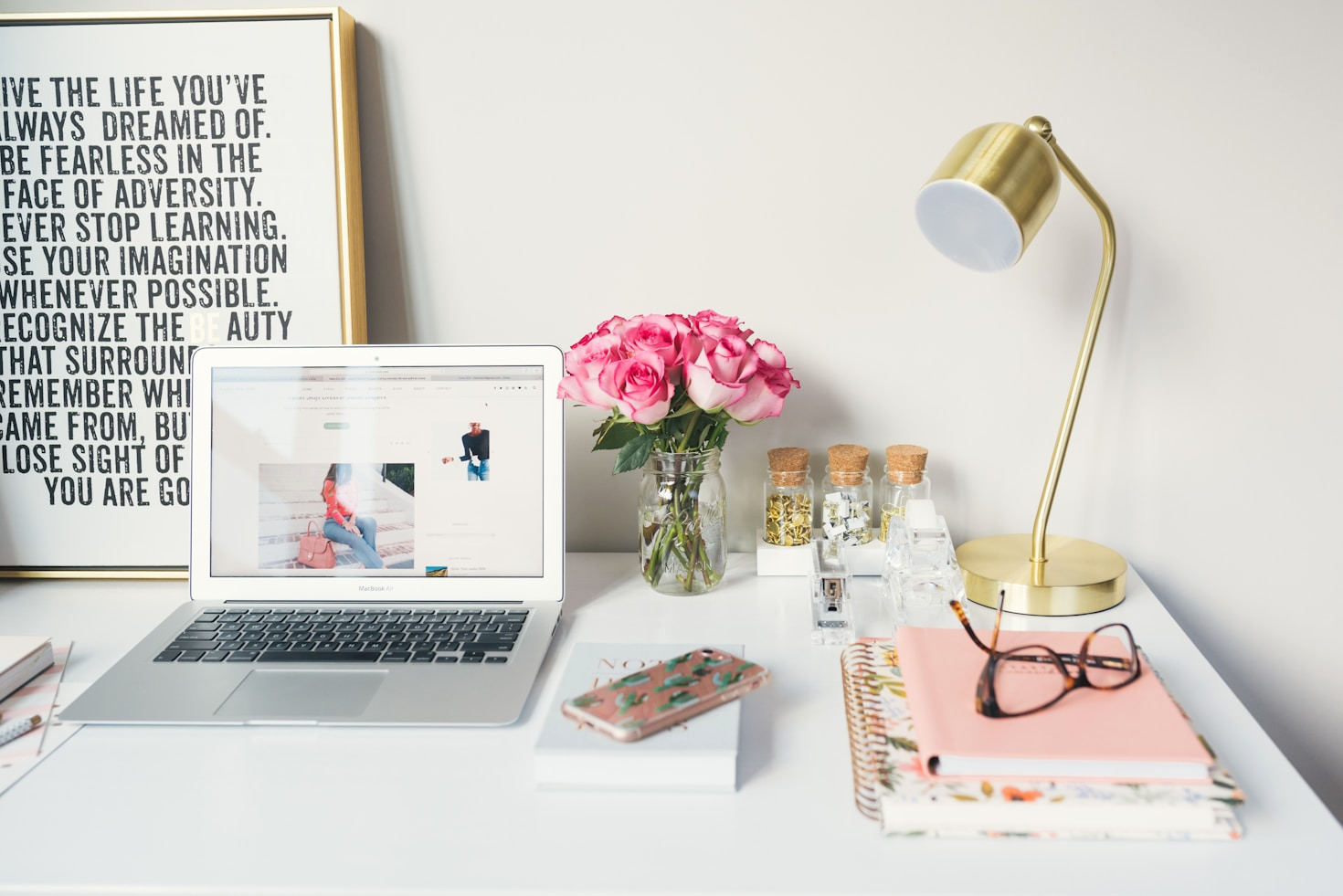 10 Ways a Personal Assistant Can Transform Your Business